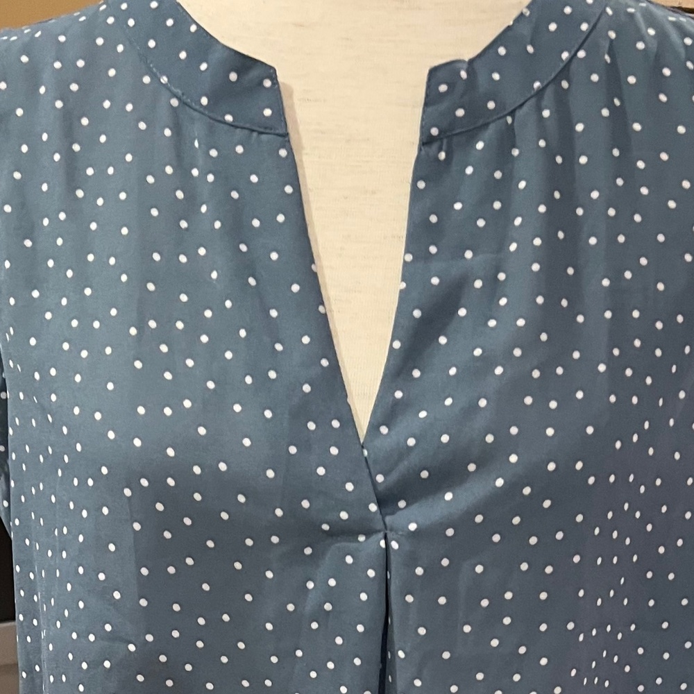 Loft Outlet Split Neck Tank Top Light Periwinkle White Dots Front Jersey Back M - Picture 5 of 9